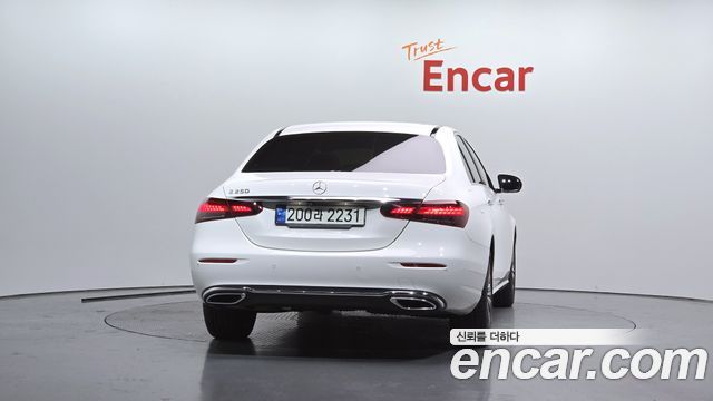 Mercedes-Benz E-Class (W213) E250 Avantgarde 2021 — фото 4