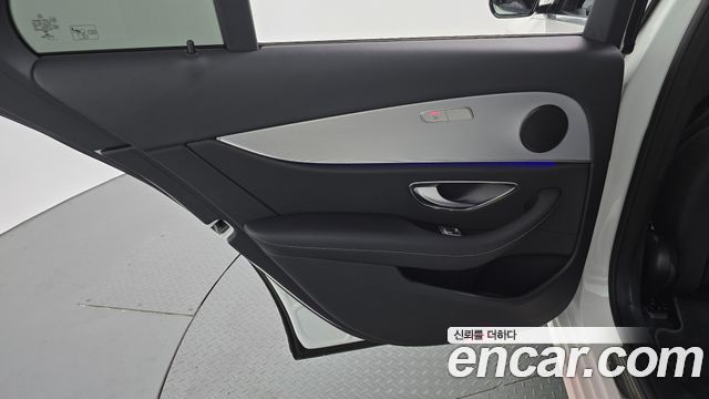 Mercedes-Benz E-Class (W213) E250 Avantgarde 2021 — фото 25