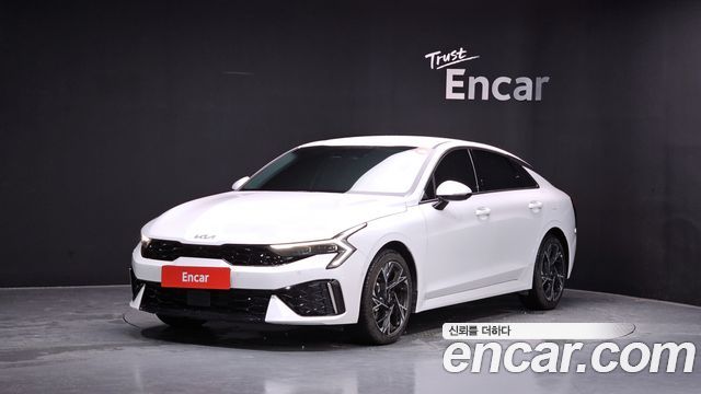 Kia K5 (III) 2.0 Signature 2025 — фото 1