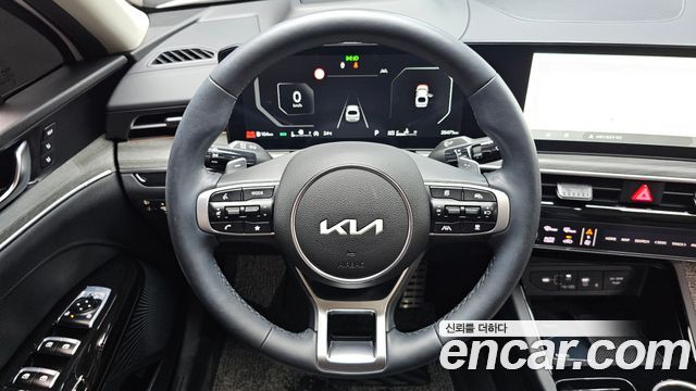 Kia K5 (III) 2.0 Signature 2025 — фото 12