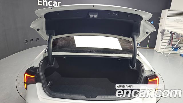Kia K5 (III) 2.0 Signature 2025 — фото 20