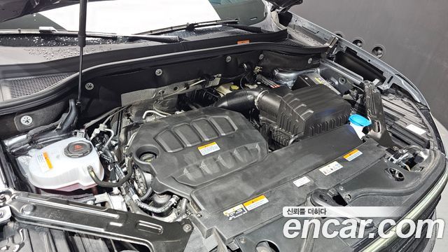 Volkswagen Atlas 2.0 TSI R-LINE 7-Seater 2025 — фото 6