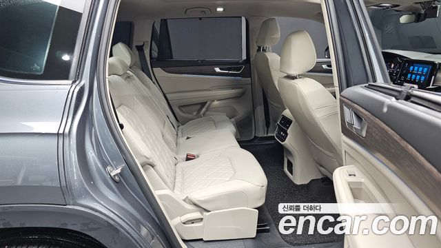 Volkswagen Atlas 2.0 TSI R-LINE 7-Seater 2025 — фото 11