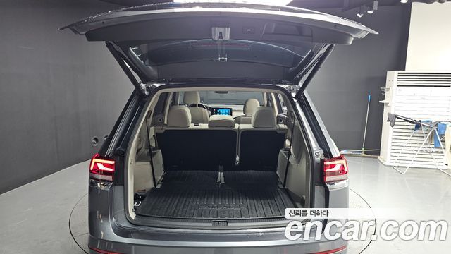 Volkswagen Atlas 2.0 TSI R-LINE 7-Seater 2025 — фото 20