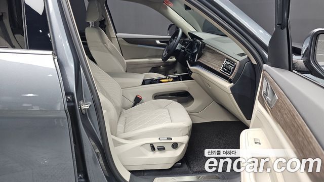 Volkswagen Atlas 2.0 TSI R-LINE 7-Seater 2025 — фото 26