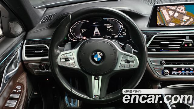 BMW 7 Series (G11) 745e iPerformance M Sport 2020 — фото 13