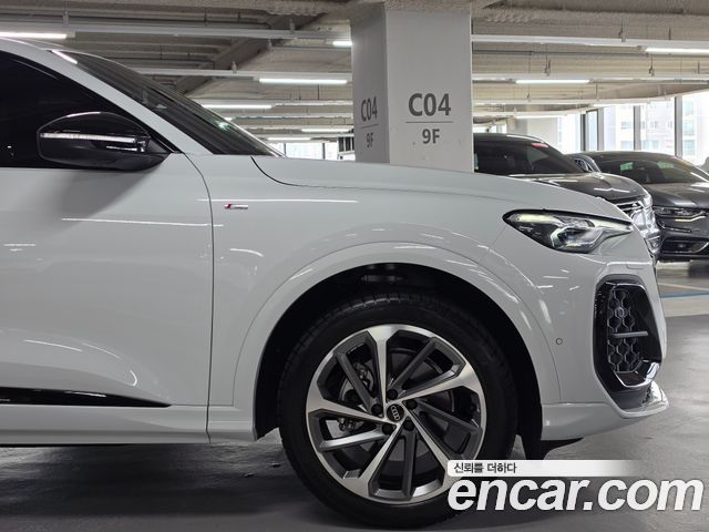 Audi Q5 (80A) 40 TFSI Quattro Sportback S Line 2025 — фото 5
