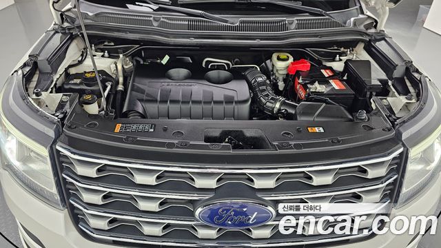 Ford Explorer 2.3 Limited 4WD 5th 2016 — фото 6