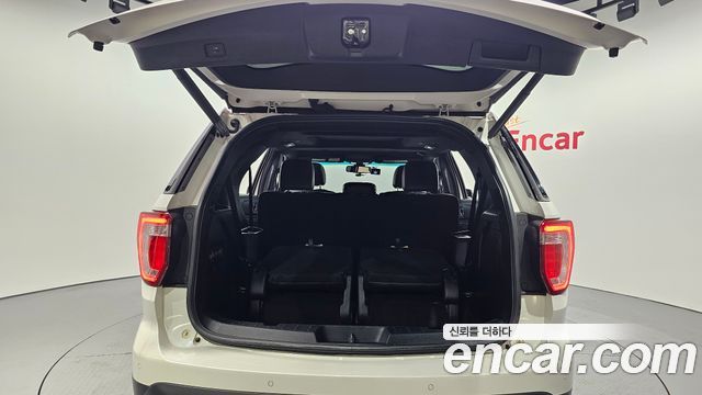 Ford Explorer 2.3 Limited 4WD 5th 2016 — фото 20