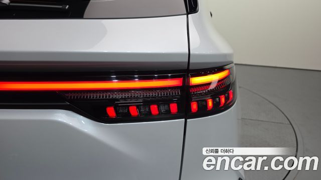 Renault Korea Grand Koleos 2.0 Iconic 2WD 2025 — фото 23