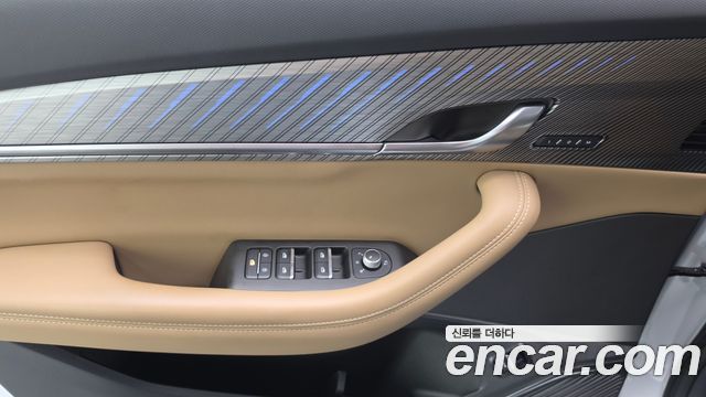 Renault Korea Grand Koleos 2.0 Iconic 2WD 2025 — фото 24
