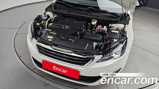 Peugeot 308SW (II) 2.0 BlueHDi Allure 2015 — фото 6