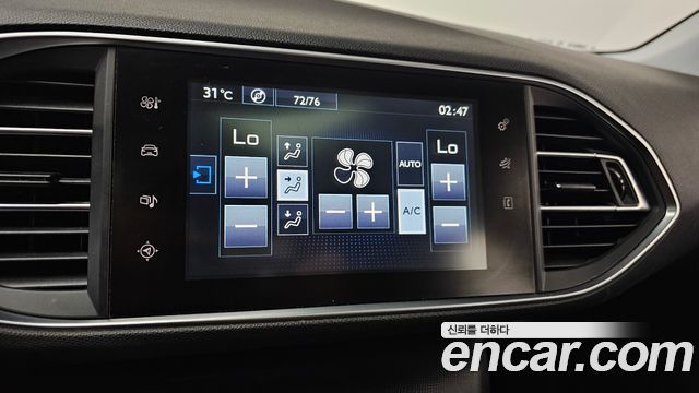 Peugeot 308SW (II) 2.0 BlueHDi Allure 2015 — фото 17