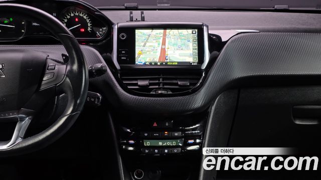Peugeot 208 1.6 BlueHDi Allure 5 Door 2017 — фото 12