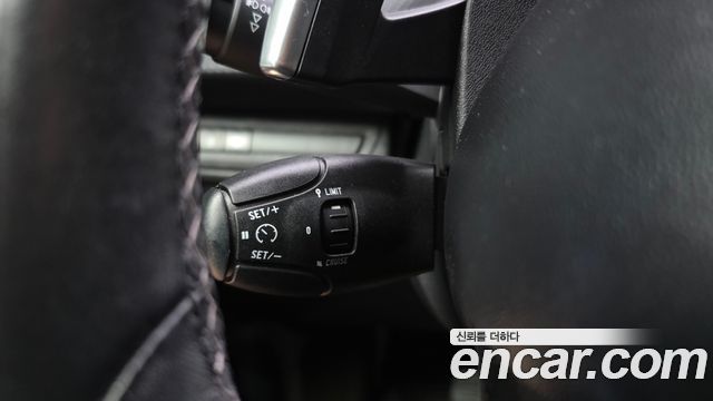 Peugeot 208 1.6 BlueHDi Allure 5 Door 2017 — фото 17