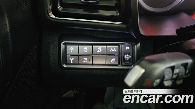 KG Mobility (SsangYong) Very New Tivoli Gasoline 1.5 2WD V3 2022 — фото 20