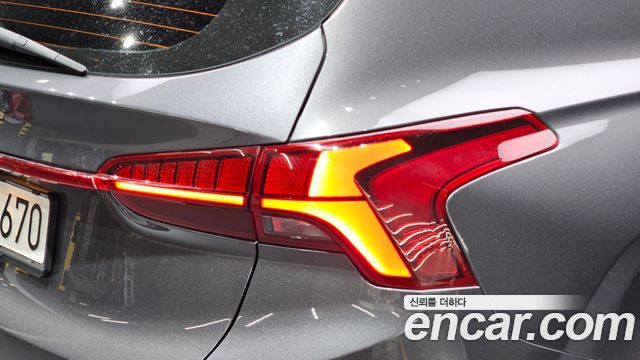 Hyundai Santa Fe Diesel 2.2 2WD Prestige 2021 — фото 23