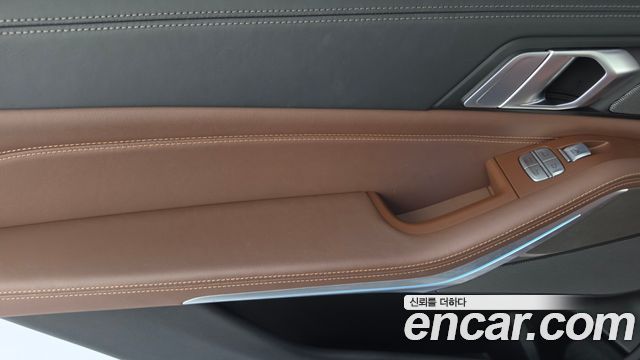 BMW X7 (G07) xDrive 40i Design Pure Excellence 7-Seater 2023 — фото 25