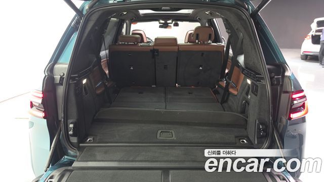 BMW X7 (G07) xDrive 40i Design Pure Excellence 7-Seater 2023 — фото 31