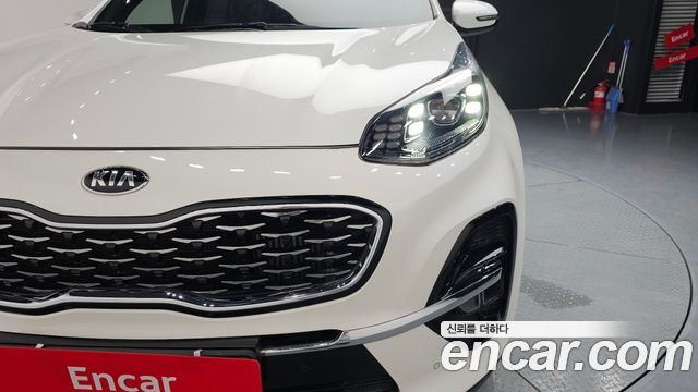 Kia Sportage The Bold Diesel 2.0 4WD Signature 2021 — фото 22