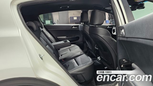 Kia Sportage The Bold Diesel 2.0 4WD Signature 2021 — фото 26