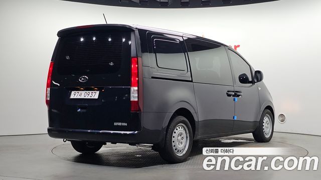 Hyundai Staria Cargo 5-Seater Smart 2022 — фото 2