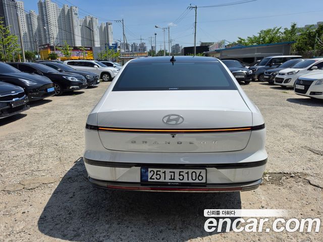 Hyundai Grandeur Hybrid (GN7) Calligraphy 2026 — фото 5