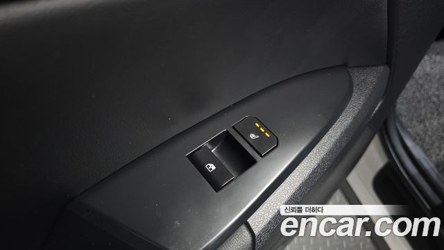 Kia Sportage Hybrid (V) HEV 1.6 2WD Signature X Line 2025 — фото 27