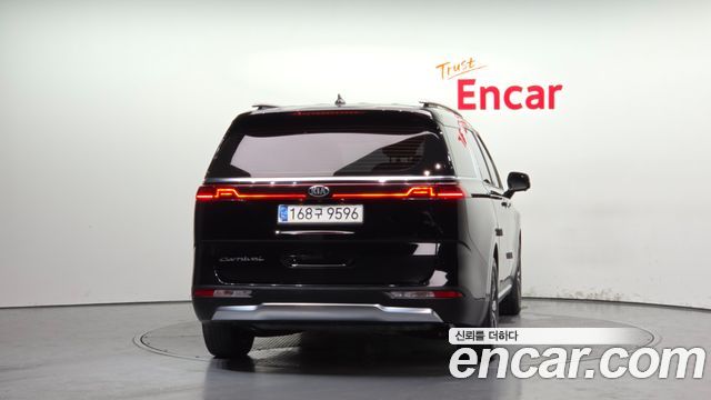 Kia Carnival (IV) Diesel 9-Seater Signature 2021 — фото 4