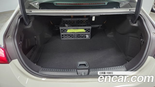 Mercedes-Benz E-Class (W214) E200 Avantgarde 2026 — фото 21