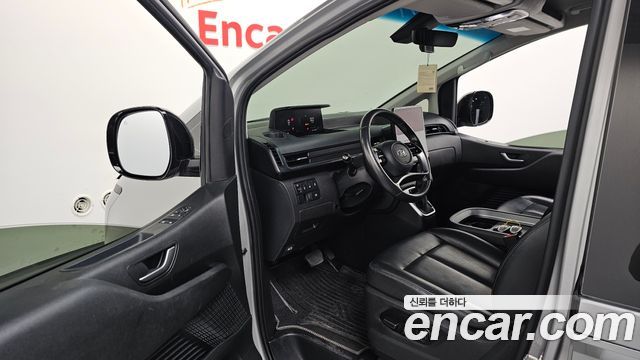 Hyundai Staria Cargo 5-Seater Modern 2022 — фото 10