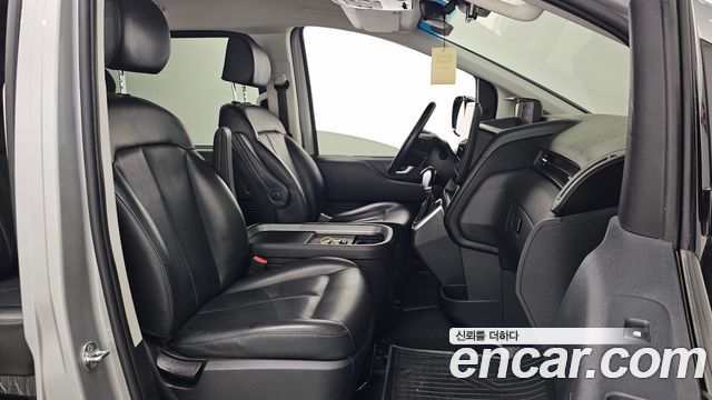 Hyundai Staria Cargo 5-Seater Modern 2022 — фото 26