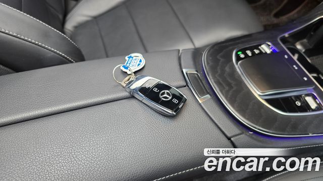 Mercedes-Benz E-Class (W213) E220d 4MATIC AMG Line 2021 — фото 15