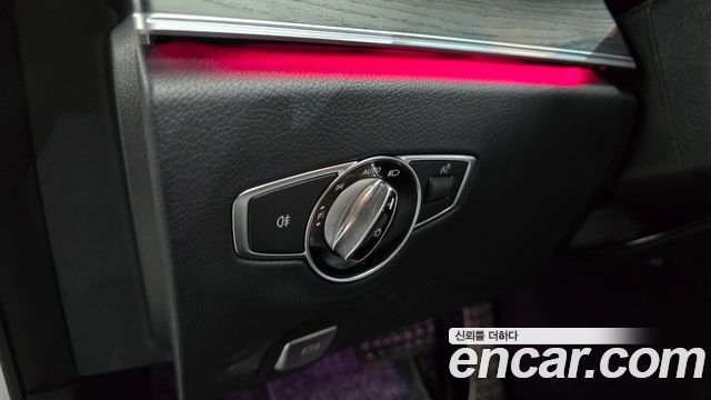 Mercedes-Benz E-Class (W213) E220d 4MATIC AMG Line 2021 — фото 20