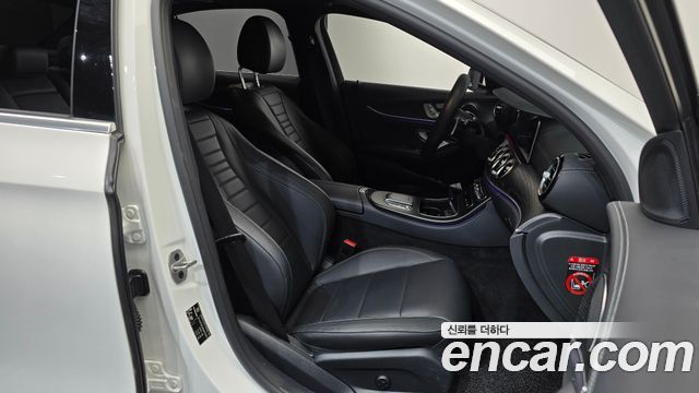 Mercedes-Benz E-Class (W213) E220d 4MATIC AMG Line 2021 — фото 26