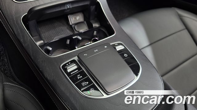Mercedes-Benz E-Class (W213) E220d 4MATIC AMG Line 2021 — фото 31