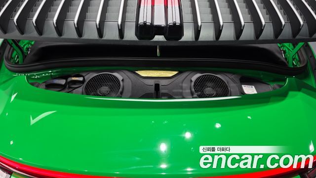 Porsche 911 (992) Carrera 4 Cabriolet 2021 — фото 6