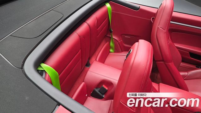 Porsche 911 (992) Carrera 4 Cabriolet 2021 — фото 11