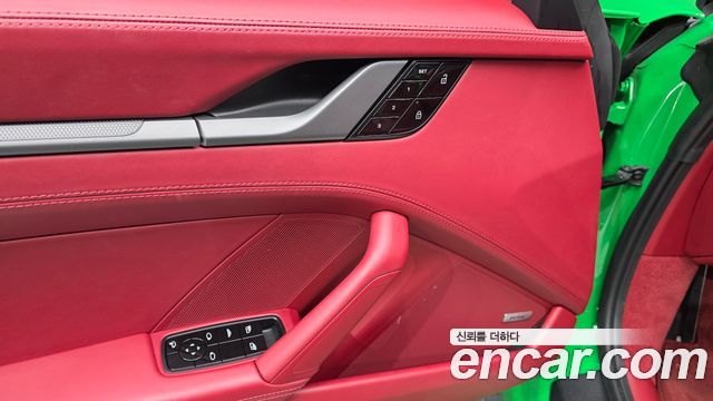 Porsche 911 (992) Carrera 4 Cabriolet 2021 — фото 18