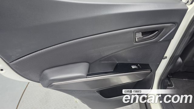 KG Mobility (SsangYong) Very New Tivoli Gasoline 1.5 2WD V1 2020 — фото 31