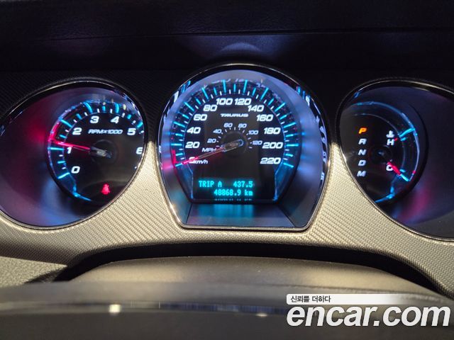 Ford Taurus 3.5 SHO EcoBoost 6th 2012 — фото 8