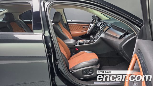 Ford Taurus 3.5 SHO EcoBoost 6th 2012 — фото 11
