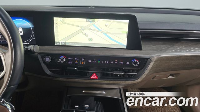 Kia K8 Hybrid Noblesse Lite 2022 — фото 13