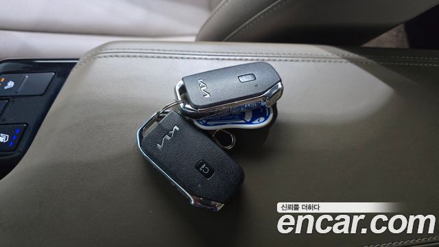 Kia K8 Hybrid Noblesse Lite 2022 — фото 16