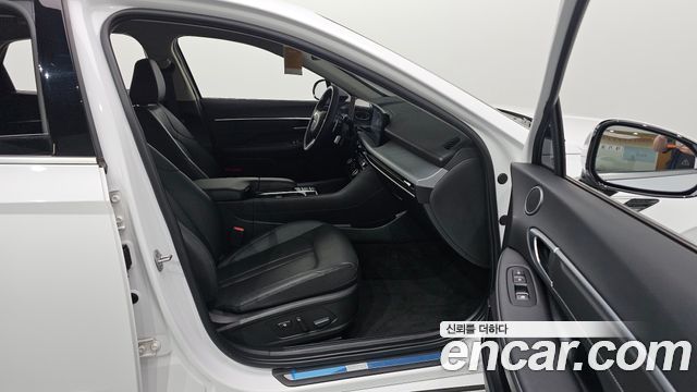 Hyundai Sonata The Edge (DN8) 2.0 Exclusive 2024 — фото 18