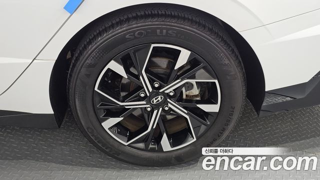 Hyundai Sonata The Edge (DN8) 2.0 Exclusive 2024 — фото 21