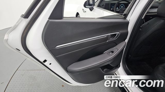 Hyundai Sonata The Edge (DN8) 2.0 Exclusive 2024 — фото 25