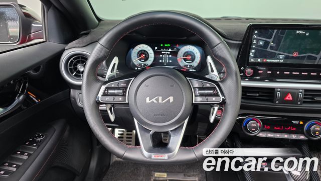 Kia K3 (II) 1.6 Turbo GT 5Door Signature 2023 — фото 13
