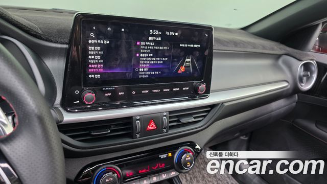 Kia K3 (II) 1.6 Turbo GT 5Door Signature 2023 — фото 14