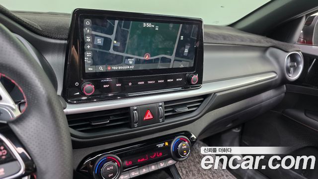 Kia K3 (II) 1.6 Turbo GT 5Door Signature 2023 — фото 16